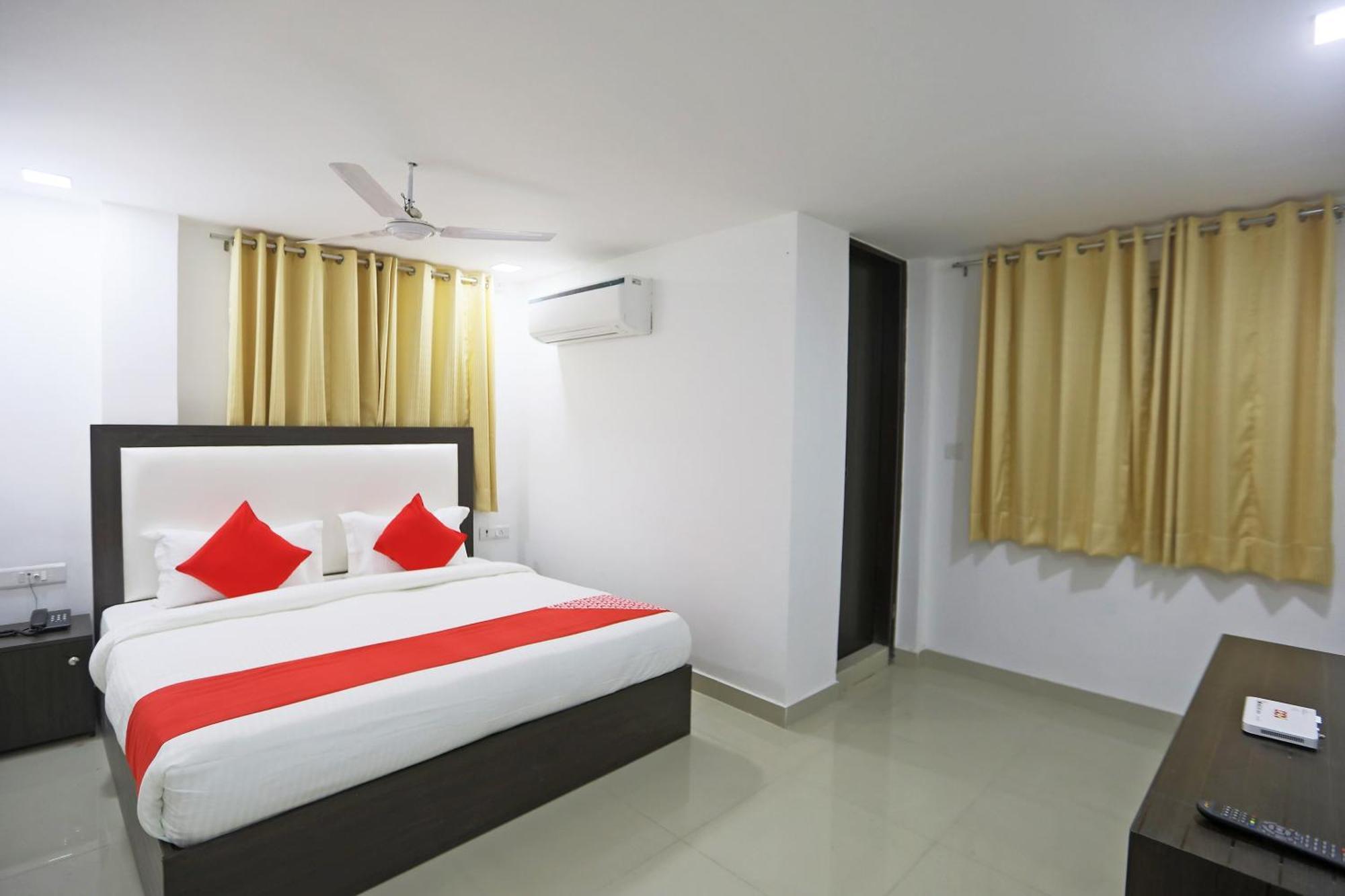 Hotel Townhouse South Lawn Neu-Delhi Exterior foto